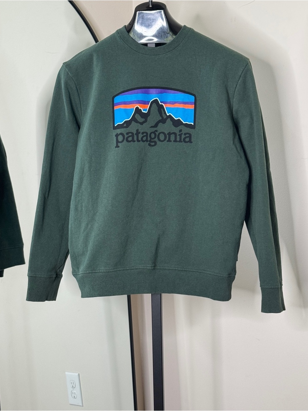 Patagonia Men's Fitz Roy Horizons Uprisal Crew Sweatshirt Hunter Green Size M